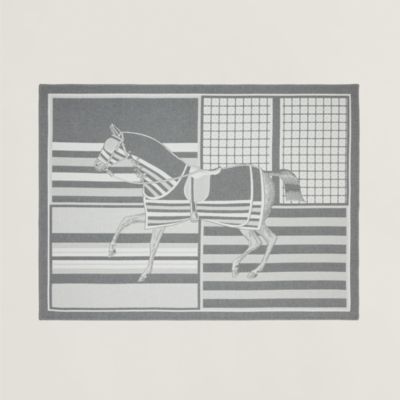 103867M 04_flat_wm_1?size=3000